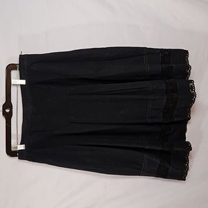 Prestij black pleated skirt